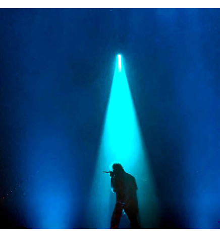 300 W LED-kohdevalaisin DALLAS PRO RBG + W 4 i 1 DMX