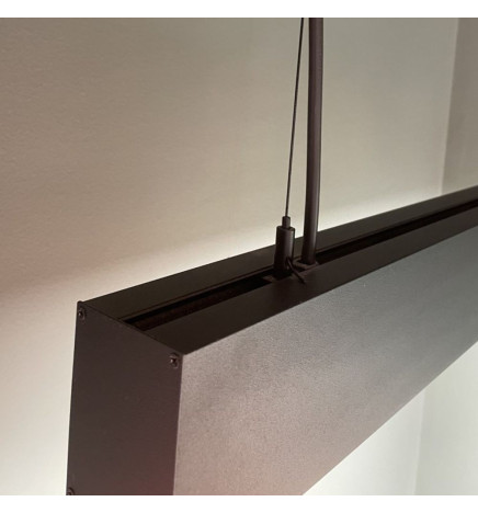 Lineær lampe LED RGB+WITE  - vedhæng - MÜNCHEN SLIM SORT - 0,5m - 1m - 1,5m - 2m - IP54