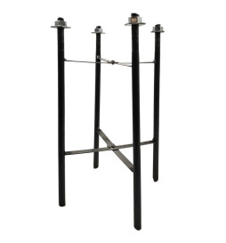 Kit  da 4 bulloni con  40 cm e una piastra di dimensioni 22x22cm per l'installazione a terra di lampade stradali